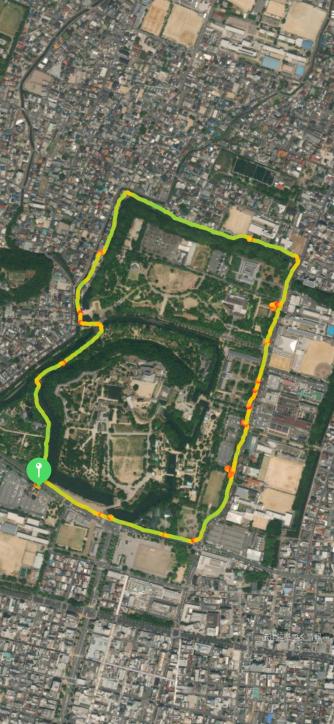 <font color='blue' size='2'>Perimeter of Himeji castle is approx. 3.5 km.</font>